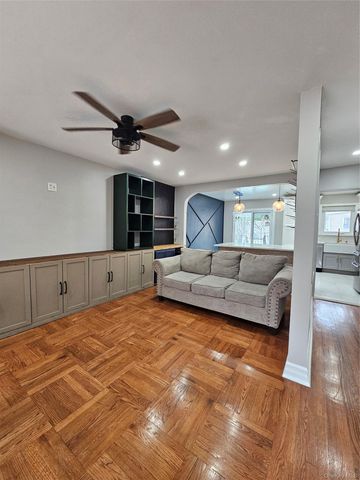 2082 Pitman Avenue, Bronx, NY 10466