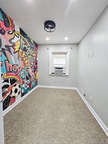 2082 Pitman Avenue, Bronx, NY 10466