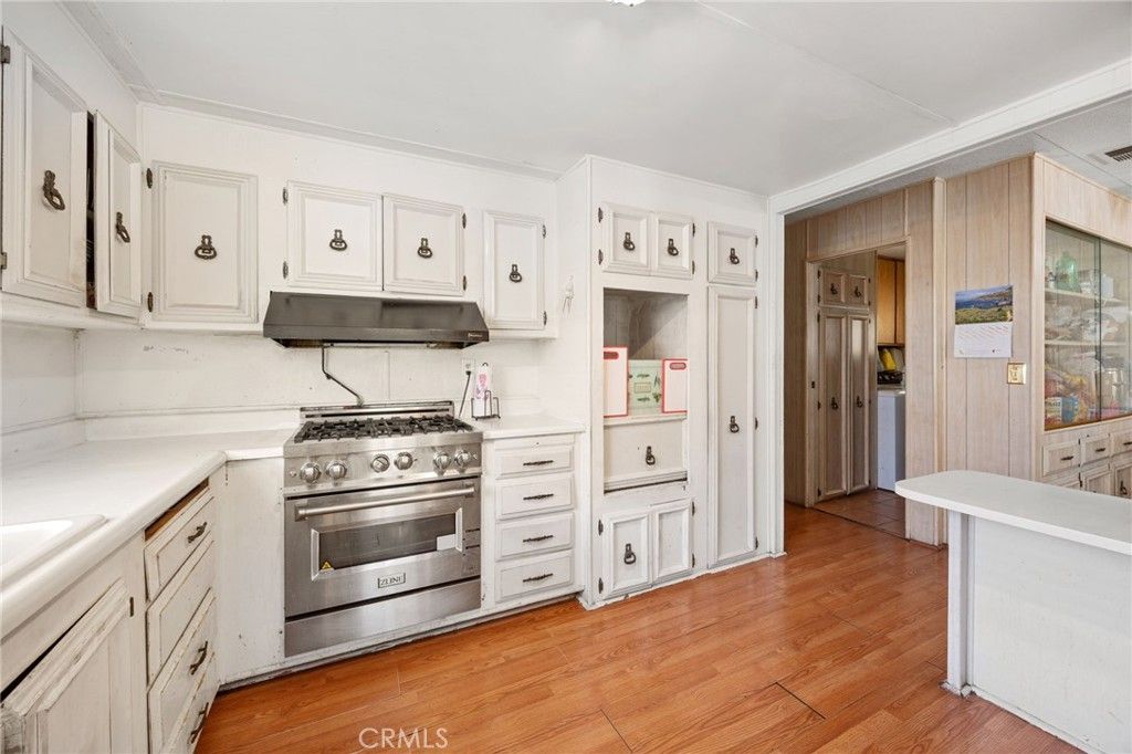 Image 11 of property listing at 471 Santa Clara, Hemet, CA 92543