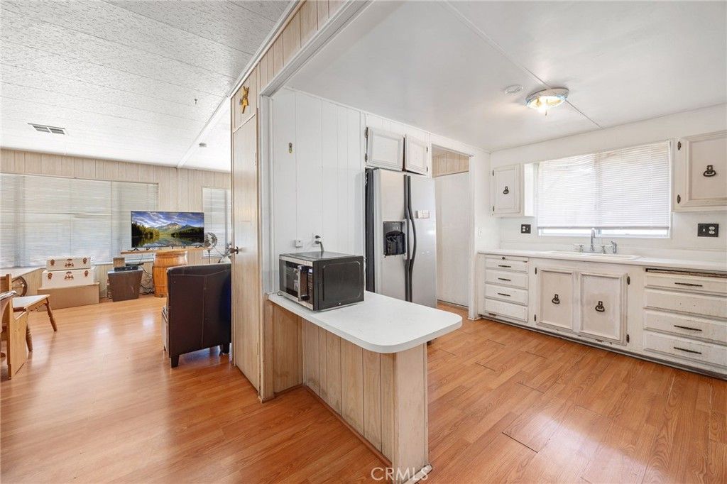 Image 12 of property listing at 471 Santa Clara, Hemet, CA 92543