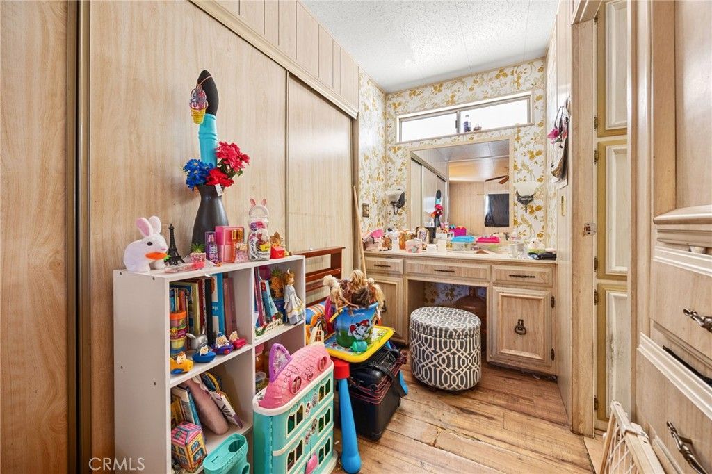Image 17 of property listing at 471 Santa Clara, Hemet, CA 92543