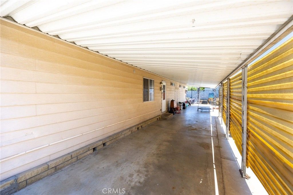 Image 21 of property listing at 471 Santa Clara, Hemet, CA 92543