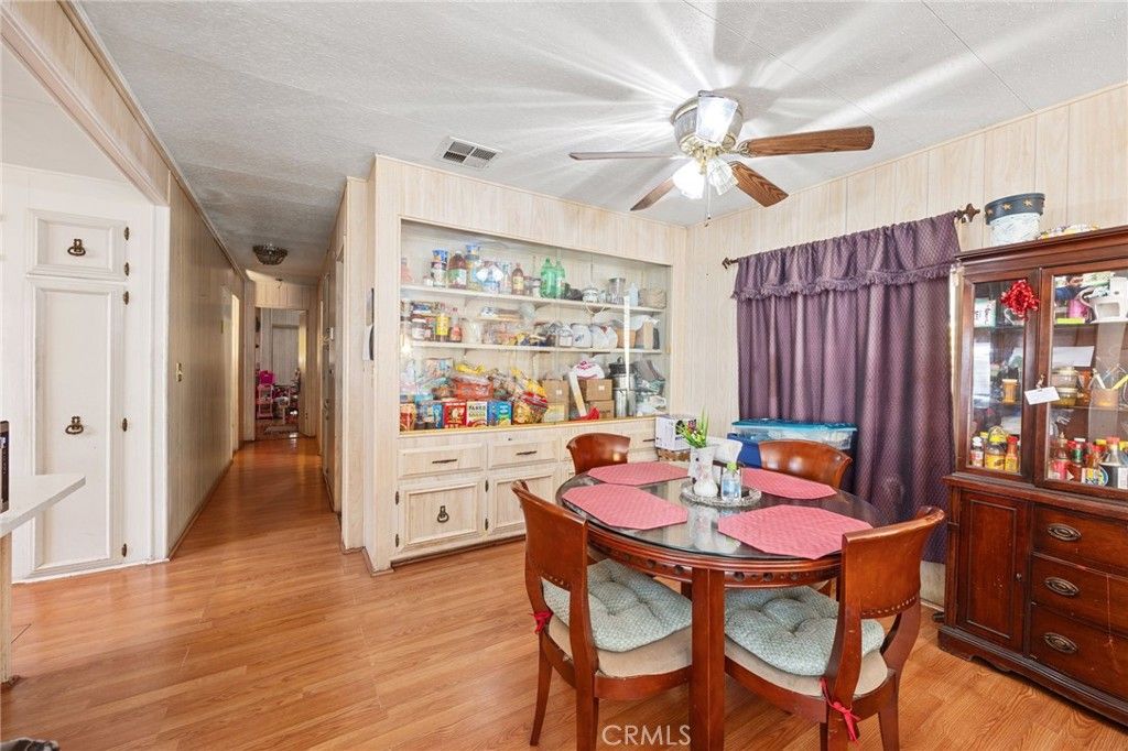 Image 7 of property listing at 471 Santa Clara, Hemet, CA 92543