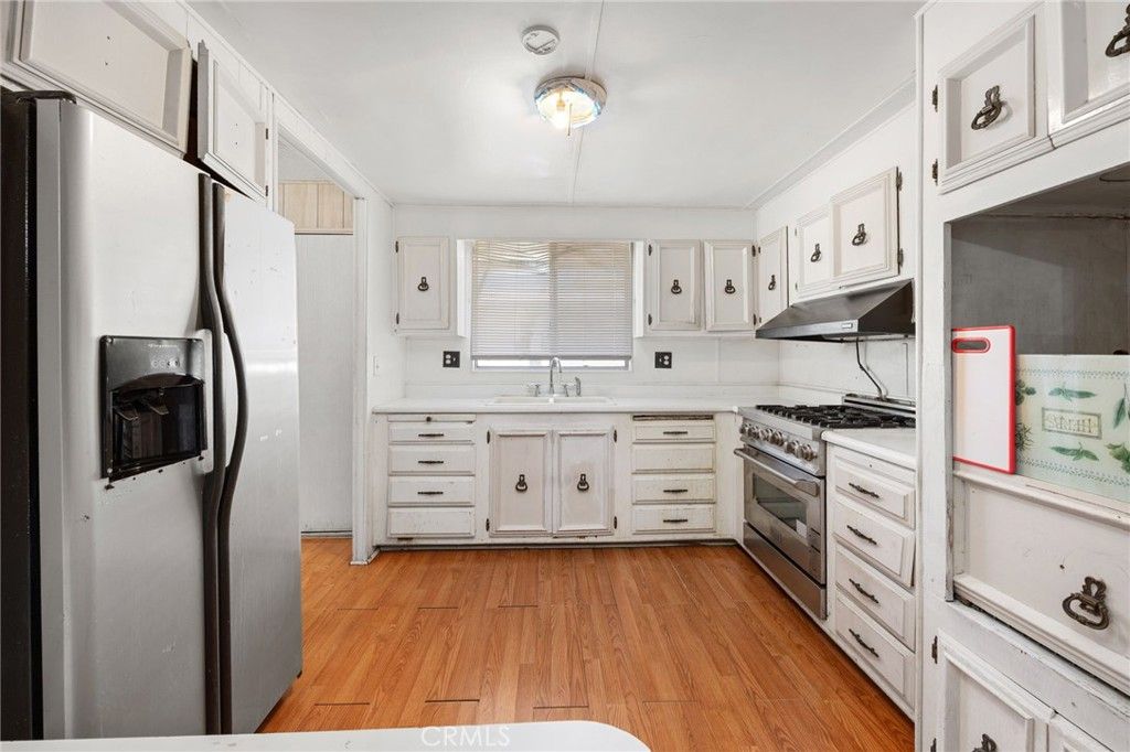 Image 9 of property listing at 471 Santa Clara, Hemet, CA 92543