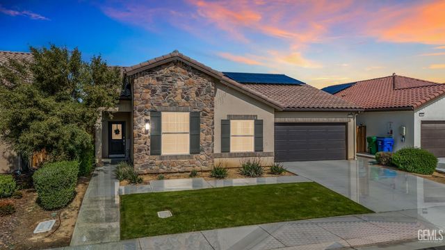 9414 Woodland Ridge Lane, Shafter, CA 93263