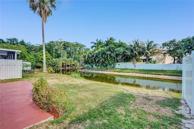 4824 NW 19th Street, Coconut Creek, FL 33063