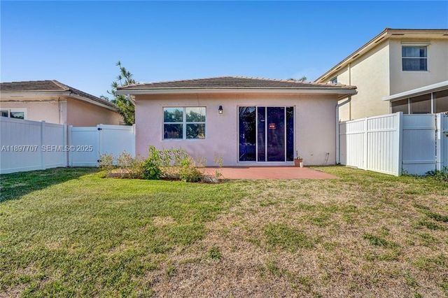 4824 NW 19th Street, Coconut Creek, FL 33063