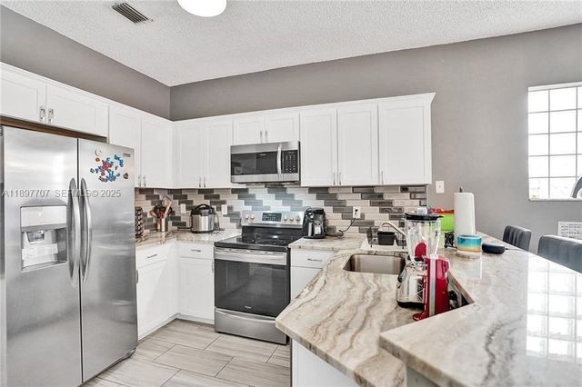 4824 NW 19th Street, Coconut Creek, FL 33063