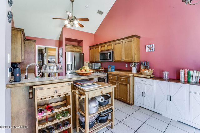 104 Shady Park Drive, Lafayette, LA 70508
