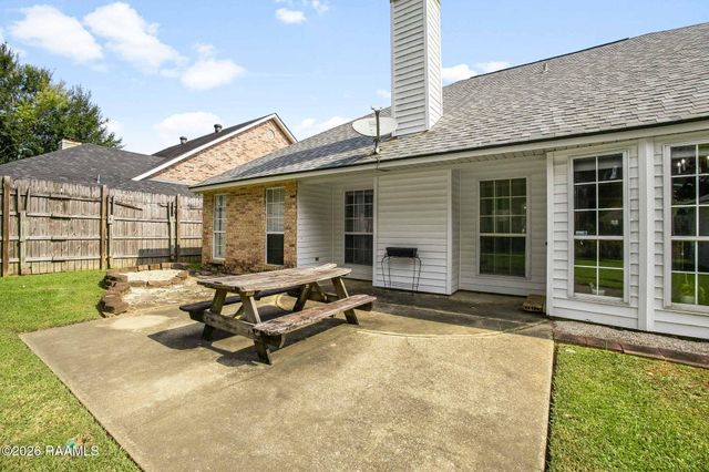 104 Shady Park Drive, Lafayette, LA 70508