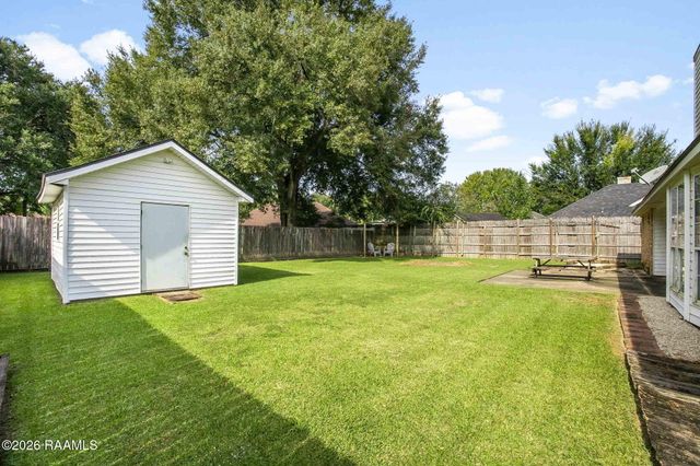 104 Shady Park Drive, Lafayette, LA 70508