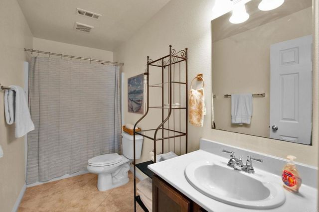 1688 Via Hacienda Court, San Marcos, CA 92069