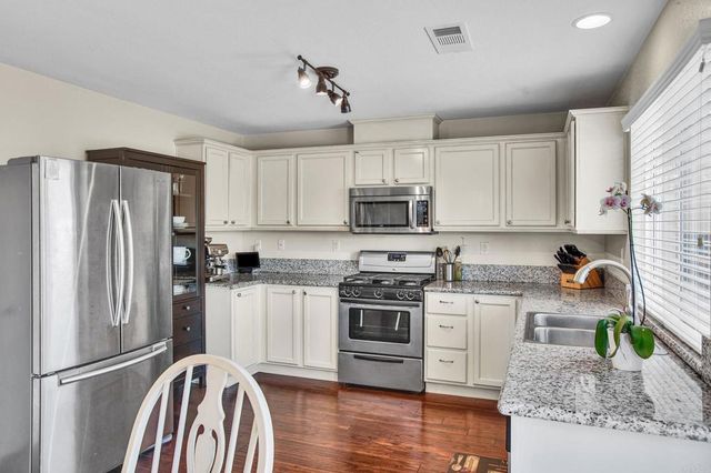 1688 Via Hacienda Court, San Marcos, CA 92069