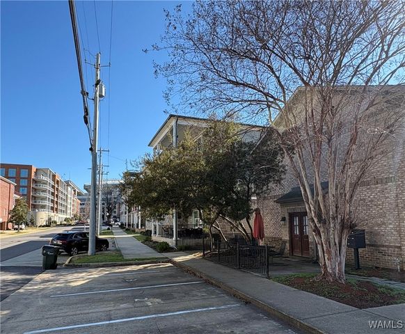 801 Red Drew 4, Tuscaloosa, AL 35401