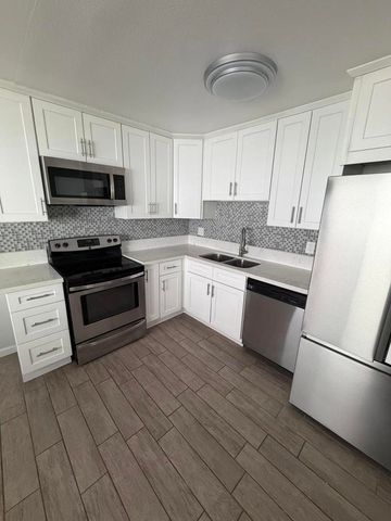 1950 S Palm Canyon Drive 151, Palm Springs, CA 92264