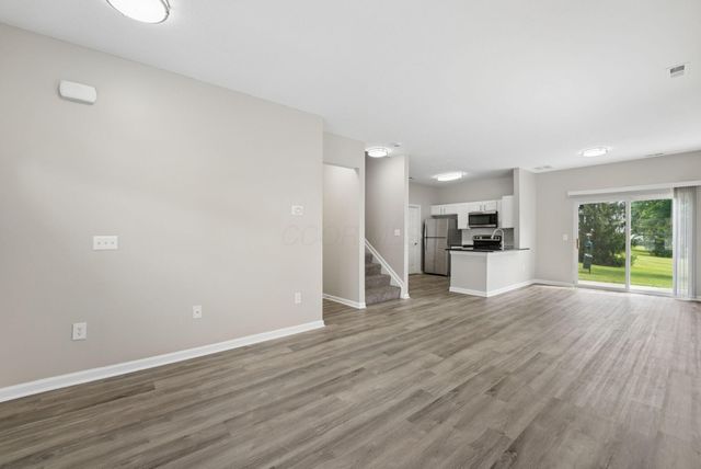 7621 Lorimar Drive, Reynoldsburg, OH 43068