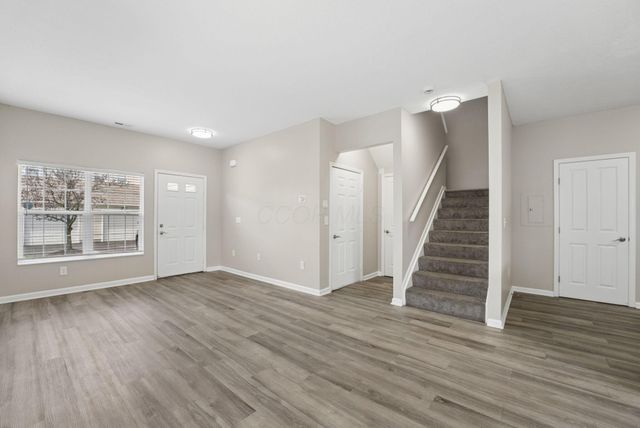 7621 Lorimar Drive, Reynoldsburg, OH 43068