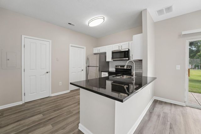 7621 Lorimar Drive, Reynoldsburg, OH 43068