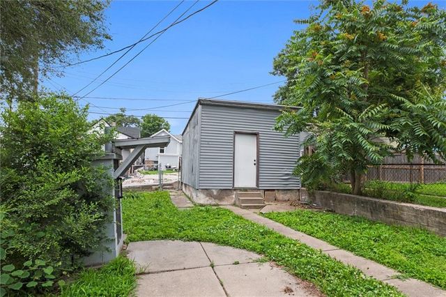 520 Sandusky Avenue, Kansas City, KS 66101