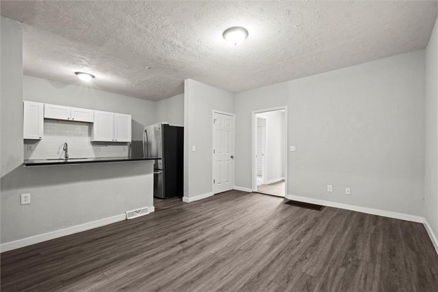 520 Sandusky Avenue, Kansas City, KS 66101