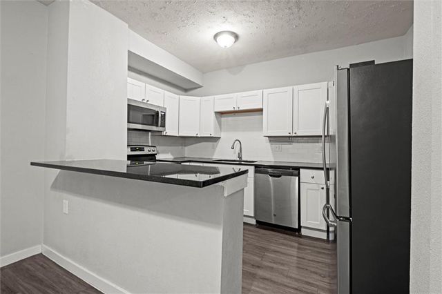 520 Sandusky Avenue, Kansas City, KS 66101