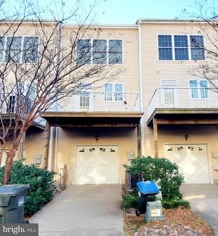 25013 RIDING CENTER DR, Chantilly, VA 20152