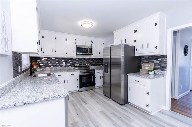 122 Big Bethel RD, Hampton, VA 23666