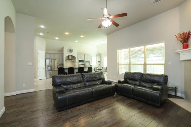 9935 Kirkstone Terrace Drive, Spring, TX 77379