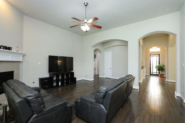 9935 Kirkstone Terrace Drive, Spring, TX 77379