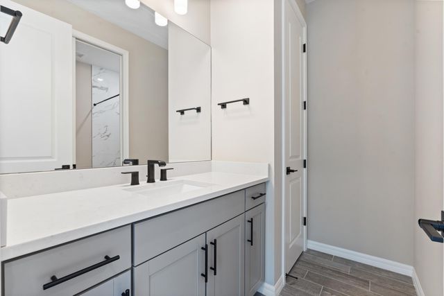 2147 Appleton Circle N, Oakland Park, FL 33309