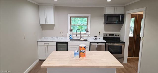 5170 State Route 821, Whipple, OH 45788