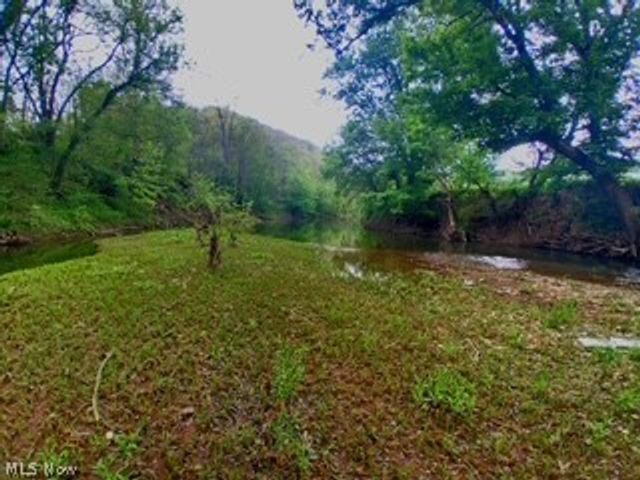5170 State Route 821, Whipple, OH 45788