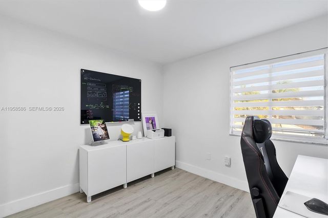 342 NW 114th Ave 9-106, Sweetwater, FL 33172