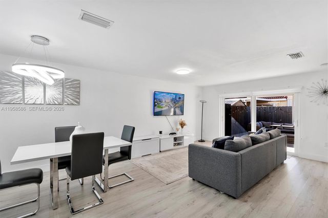 342 NW 114th Ave 9-106, Sweetwater, FL 33172