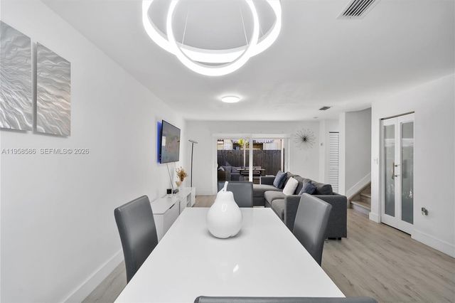 342 NW 114th Ave 9-106, Sweetwater, FL 33172