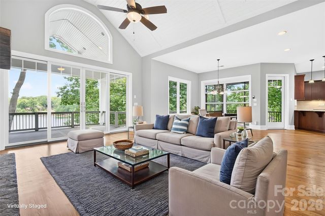 1390 Langdon Road, Sherrills Ford, NC 28673