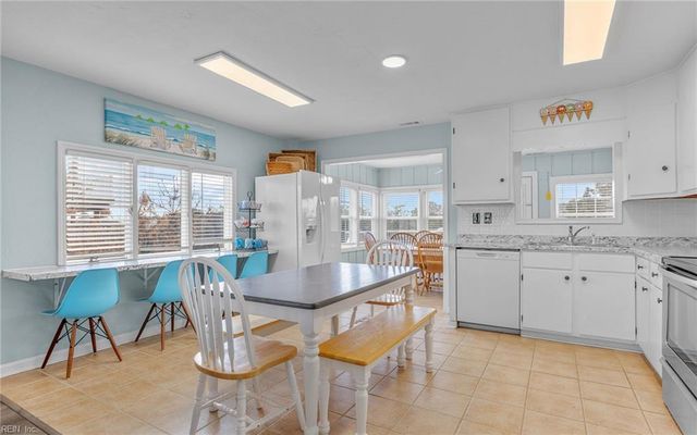 2741 Sandpiper RD, Virginia Beach, VA 23456