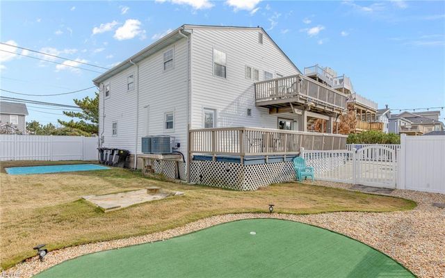 2741 Sandpiper RD, Virginia Beach, VA 23456