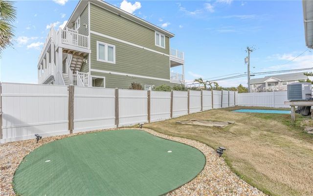 2741 Sandpiper RD, Virginia Beach, VA 23456