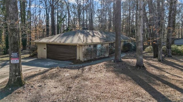 4055 Spalding Drive, Atlanta, GA 30350