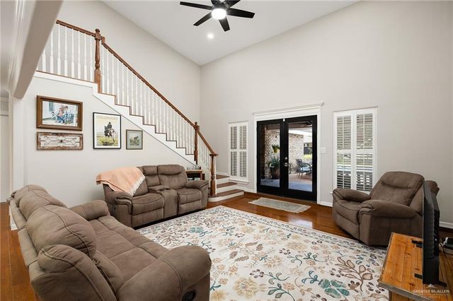 1504 Mckee Drive, Edinburg, TX 78539