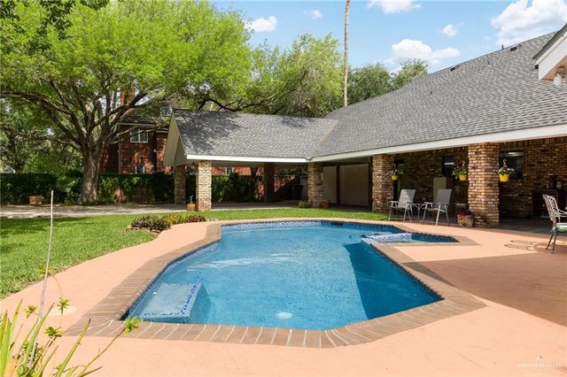 1504 Mckee Drive, Edinburg, TX 78539