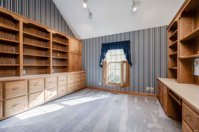 1215 N Mulberry Lane, Vincennes, IN 47591