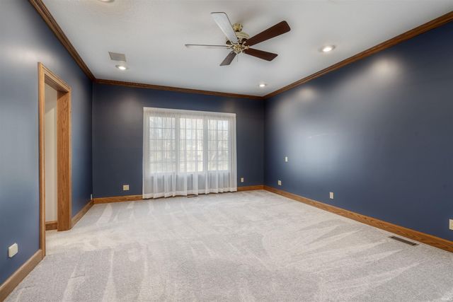 1215 N Mulberry Lane, Vincennes, IN 47591