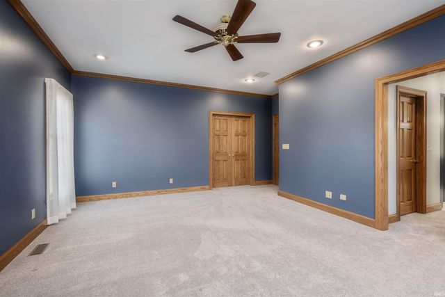 1215 N Mulberry Lane, Vincennes, IN 47591