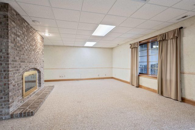 1215 N Mulberry Lane, Vincennes, IN 47591