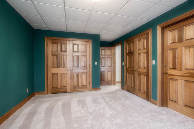 1215 N Mulberry Lane, Vincennes, IN 47591