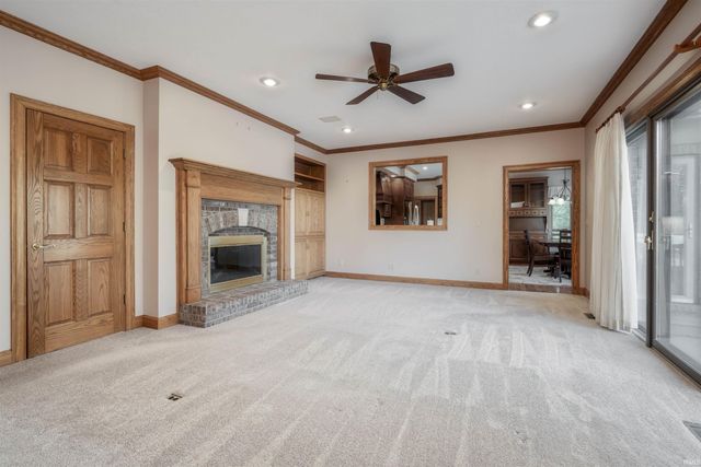 1215 N Mulberry Lane, Vincennes, IN 47591