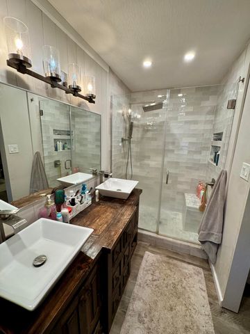 1302 Sandlewood, Hattiesburg, MS 39402