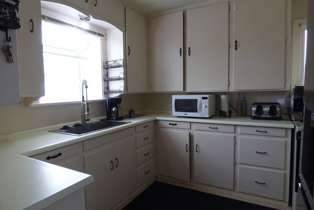 116 NE Evelyn Avenue, Grants Pass, OR 97526